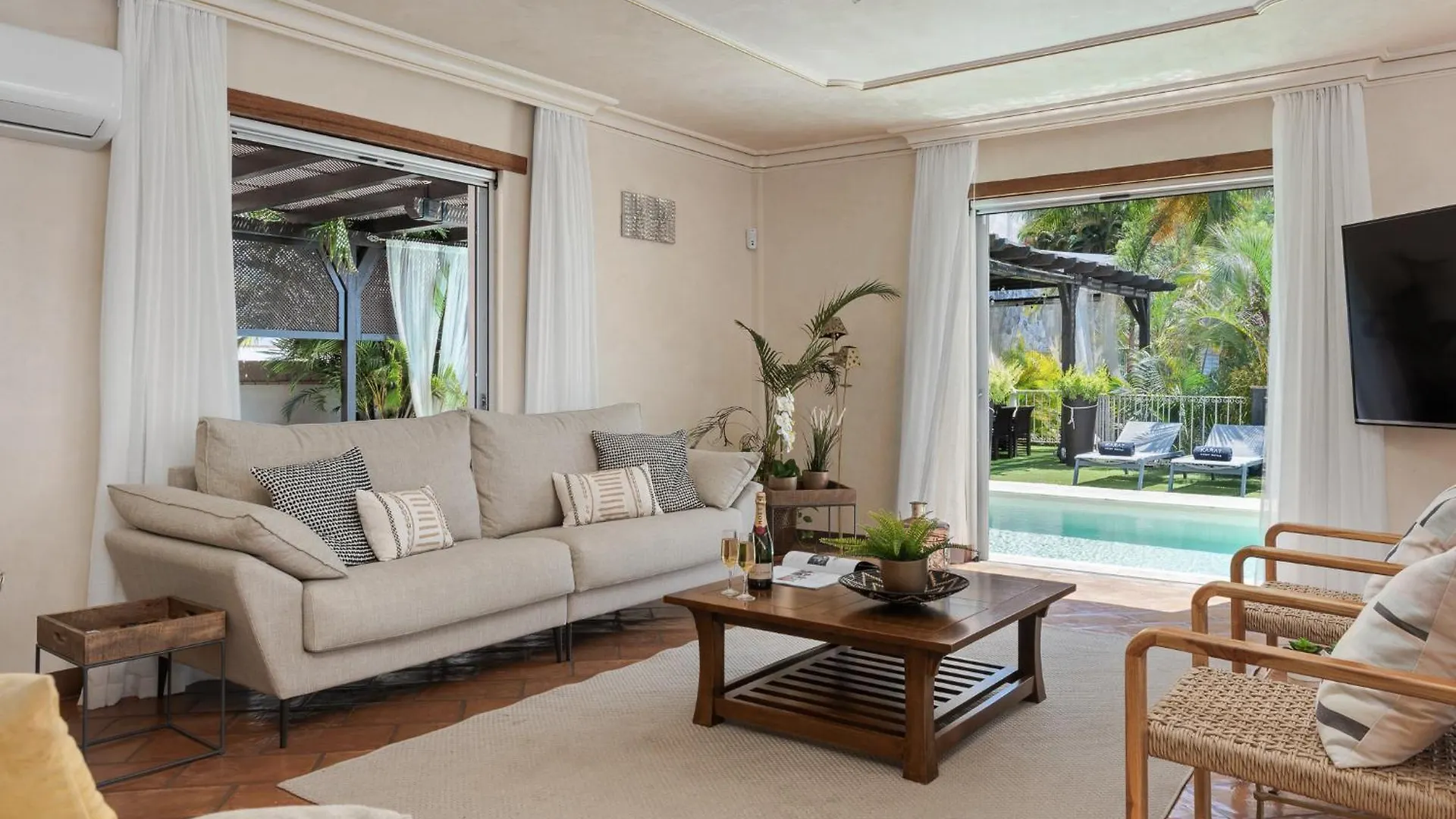 Karat Villa Toscana Costa Adeje  España